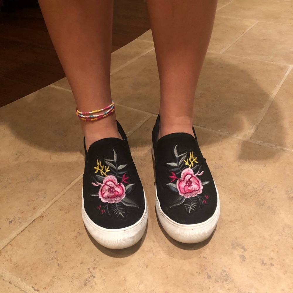 Steve Madden Slip Ons